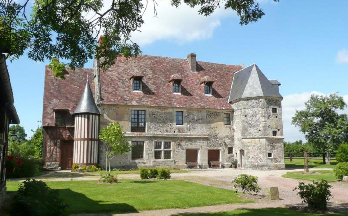 Manoir du Val aux Clercs - Madame BAIJOT